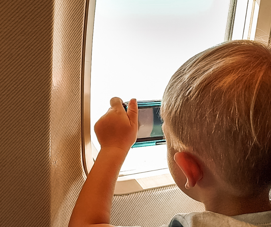 Flying with Kids on TUI – The Ultimate Family Friendly Guide!