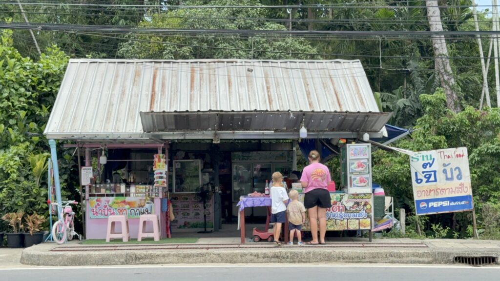 Let’s Chat | Connect with Your Trusted British Family Travel Blogger Today